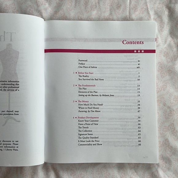 The Fashion Designer Survival Guide book - Picture 3 of 5